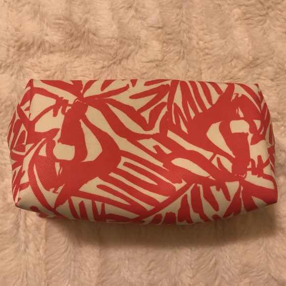 Pink and White Kate Spade Cosmetic Case - Picture 2 of 8